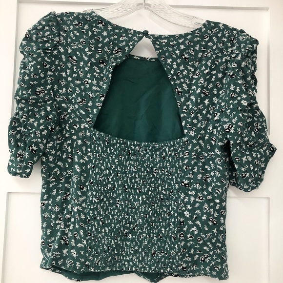 Women’s Abercrombie and Fitch Blouse - Picture 3 of 3